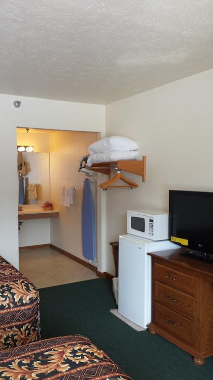 Der Ruhe Blatz Motel Shipshewana Exterior foto